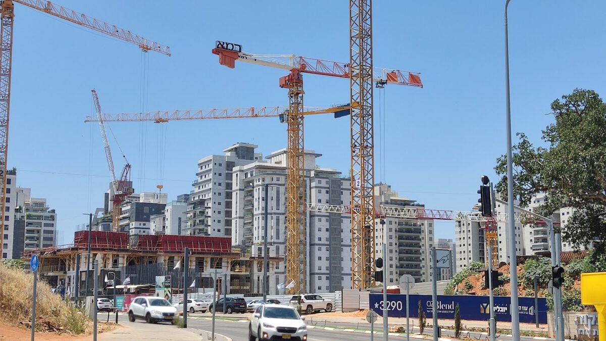 כיצד עליית המחירים משפיעה על ענף הבנייה הפרטית